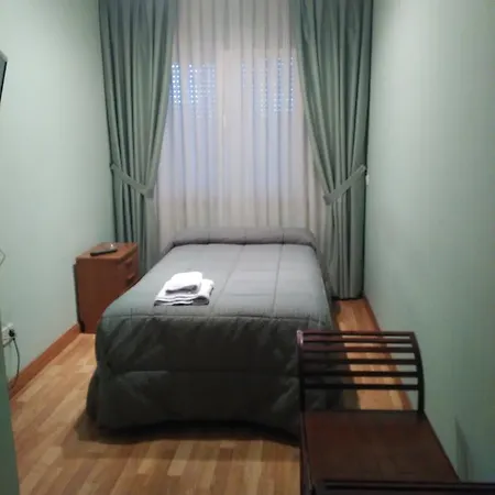 Hotel Benlloch Salas De Los Infantes