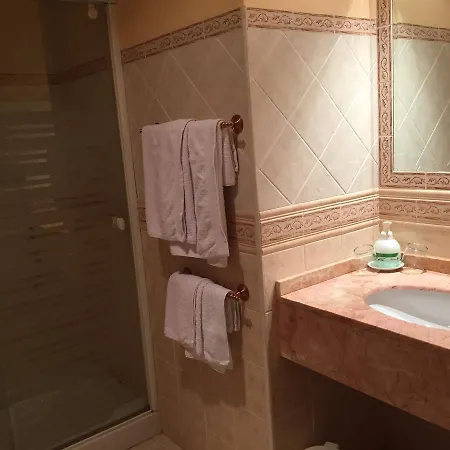 Benlloch 2* Salas De Los Infantes